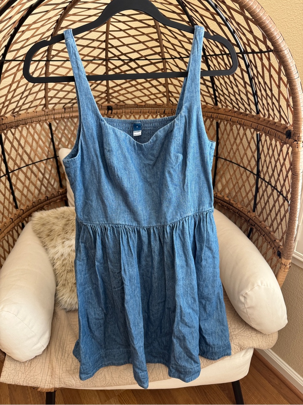 💙 Old Navy Sweetheart Chambray Mini Dress Medium